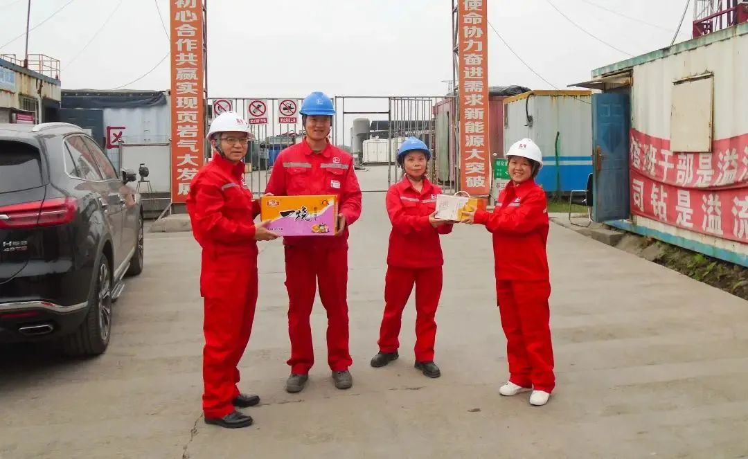 情系員工到一線，傳遞關(guān)懷暖人心(圖1)